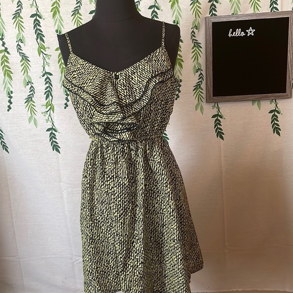 My Michelle Dresses & Skirts - Size M dress D1